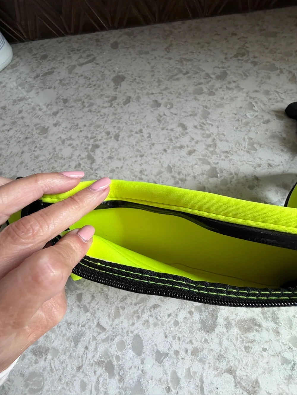 Pittsburgh Penguins Neon Yellow & Black Running Adjustable Waist Pack